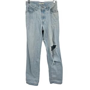 Levi’s light wash ‘94 baggy denim blue jeans distressed knee oversized size 28 6